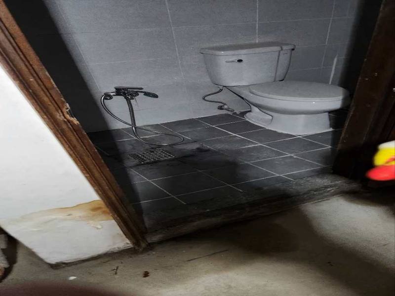 수지 변기역류 작업사례 9
